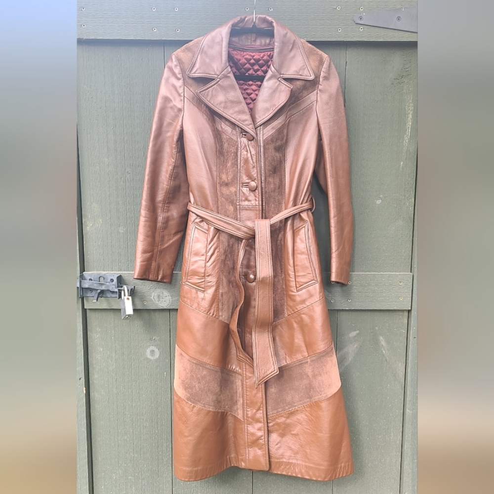 Vintage Leather and Suede Caramel Brown Trench Coat with belt (S)